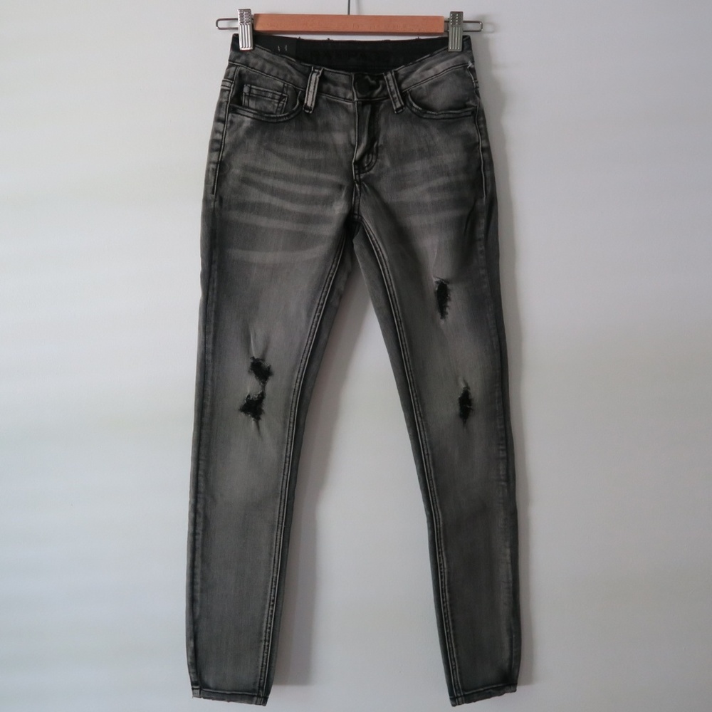 RAMPAGE Denim Gray Black Skinny Mid Rise Jeans 0